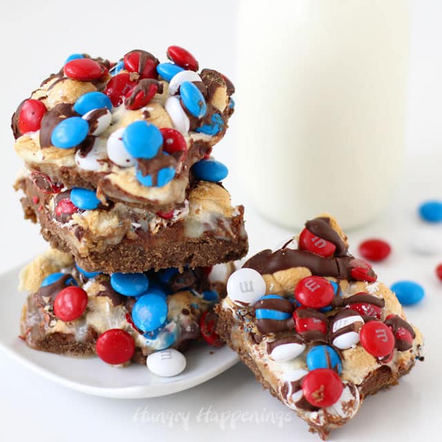 https://blog.wilton.com/wp-content/uploads/sites/2/2019/05/red-white-and-blue-smores-magic-bars-july-4th-recipe-.jpg