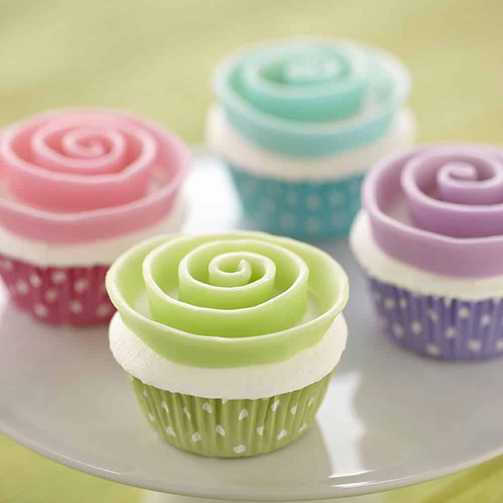 Two Tone Candy Clay Ribbon Flower Cupcake