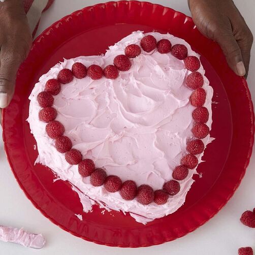 Easy and simple heart shaped cake