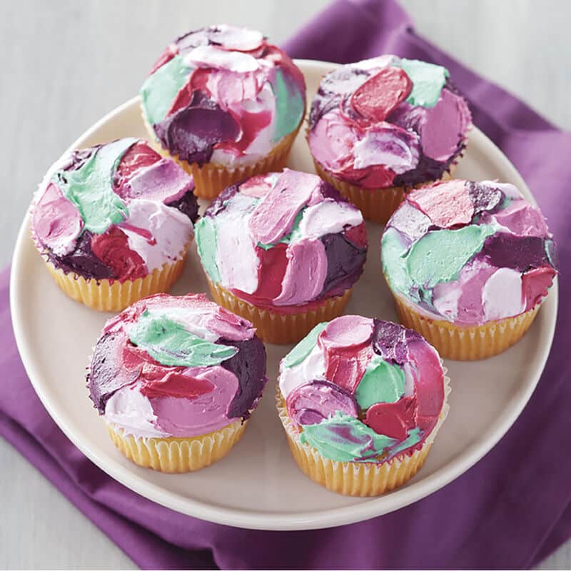 Spatula painted cupcakes