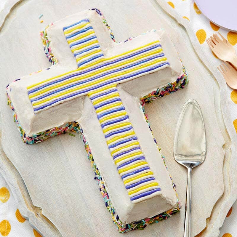 Pastel lines cross cake