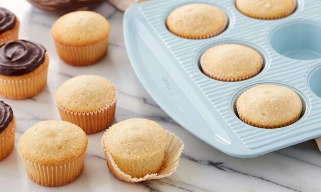 How to Make Cupcakes from Scratch
