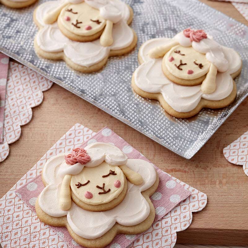 Sweet little lamb face cookies