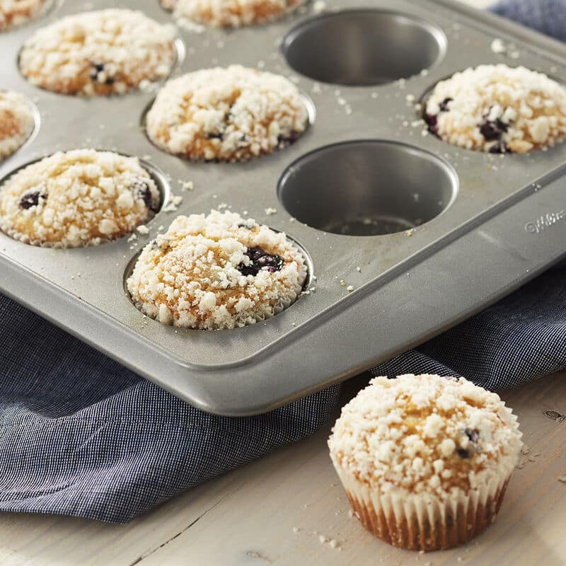 blueberry streusel muffins