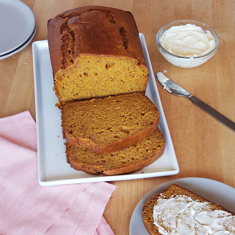 One-bowl Healthy Pumpkin Cake - Don't Waste the Crumbs