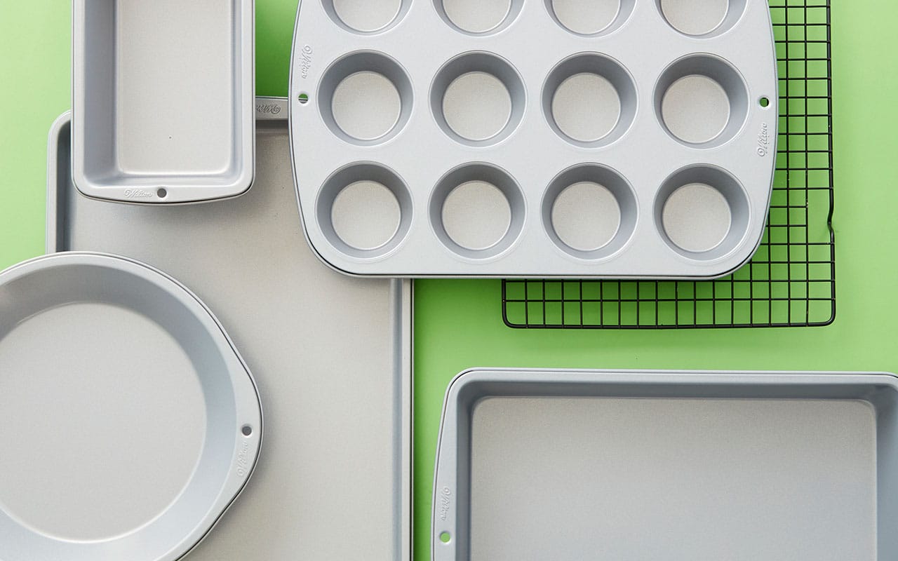 How to Tell When You Should Replace Your Bakeware