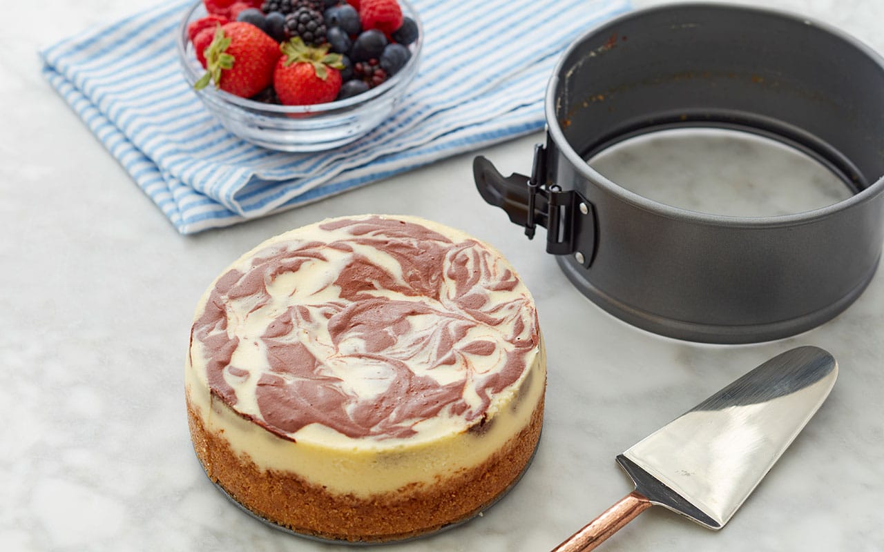 Cake Bakeware 101: How to Prepare a Cake Pan and More, Wilton's Baking  Blog