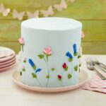 How to Use Leaf Piping Tips: 101 Guide