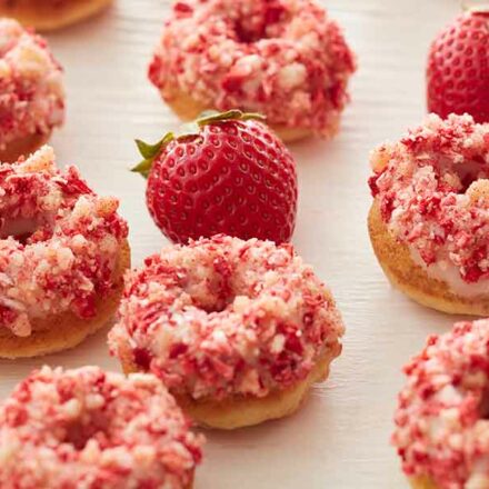 strawberry shortcake donuts