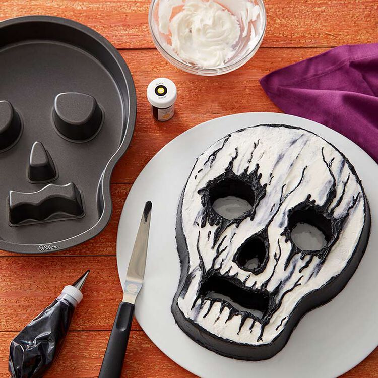 creepy skull shaped cake