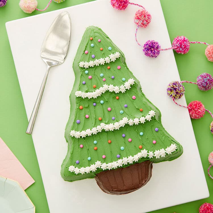 Easy Christmas Tree Cake Decorating Idea • Recipe for Perfection