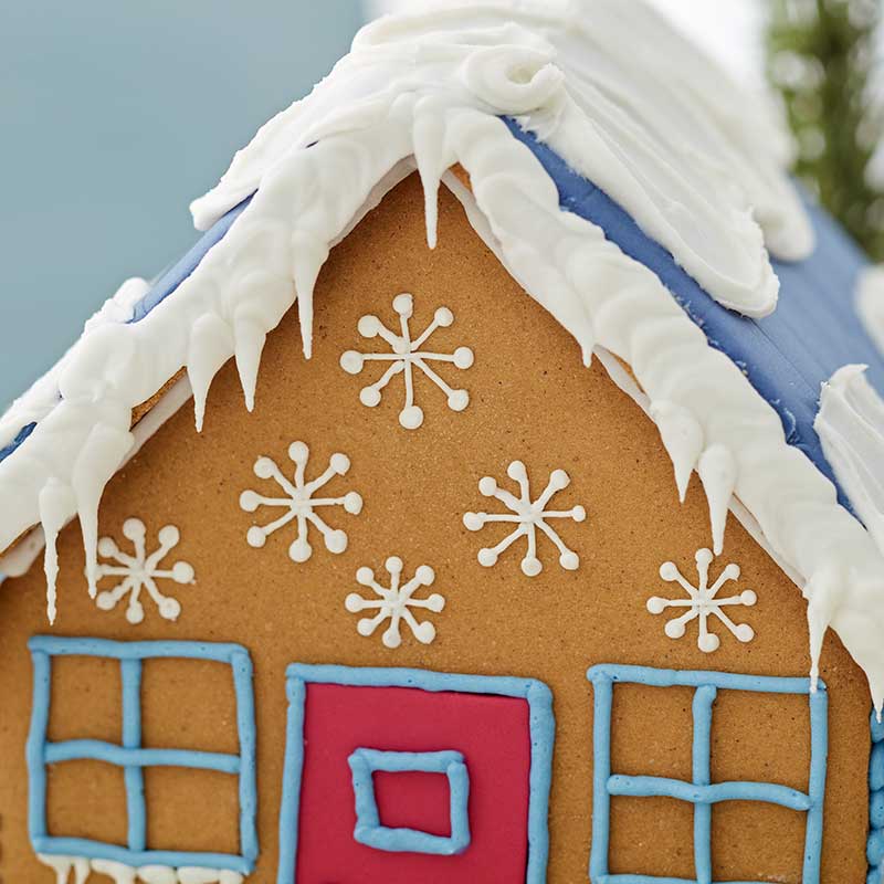 Gingerbread House Decorating Tips & Tricks Wilton