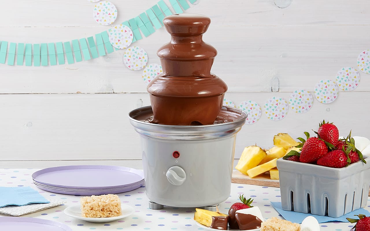 5 Types of Chocolate to Use for Fondue, Wilton's Baking Blog