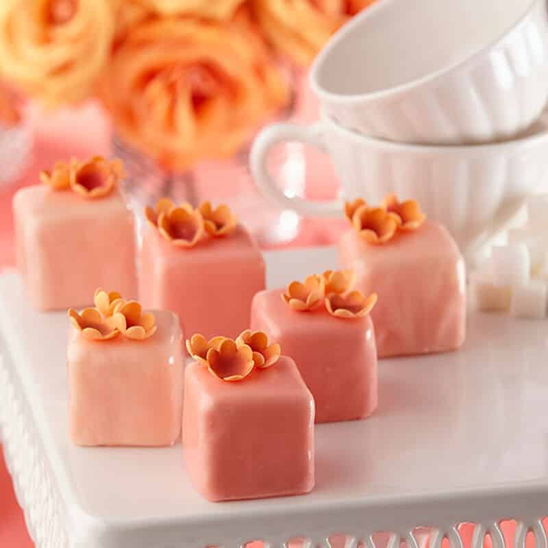 petit fours