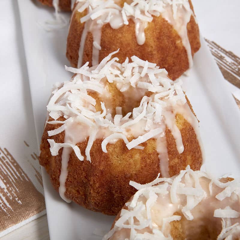 pineapple coconut cakes