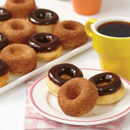 baked mini cake donuts