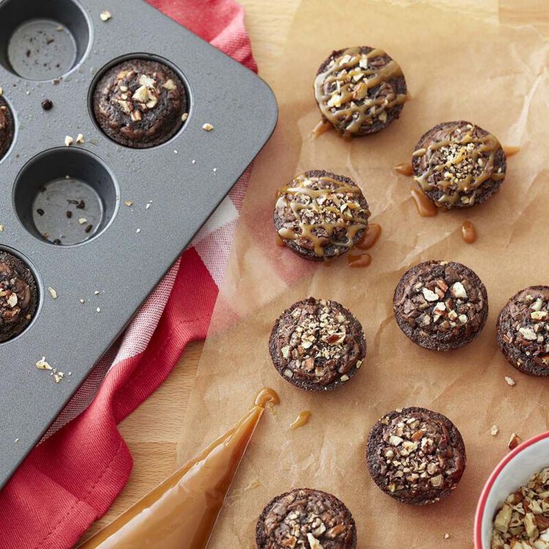 caramel pecan brownie bites